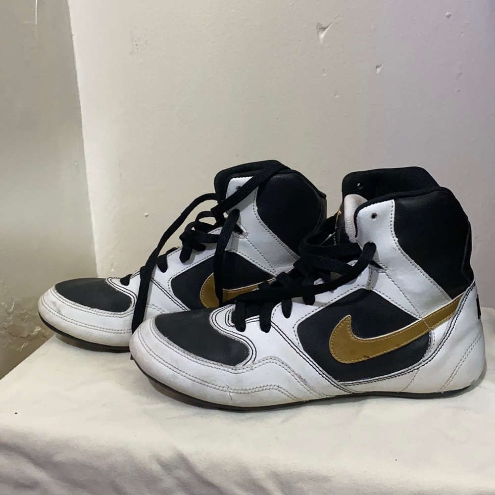 NIKE GRECO SUPREME BLACK GOLD WHITE WRESTLING SHOE